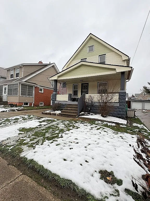 1914 Treadway Ave photo 1