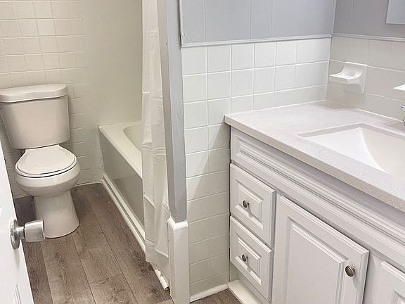 5th image of 26-28 Vine St #2