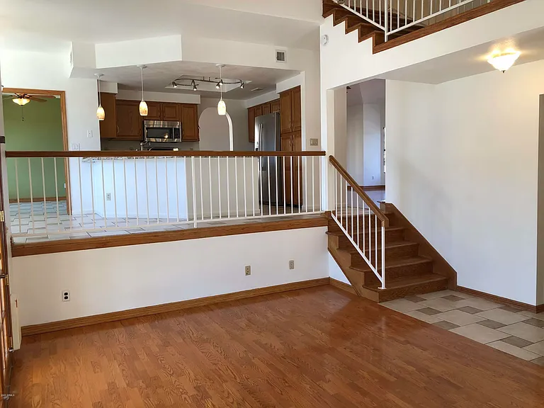 16226 S 37th Way — Photo 14