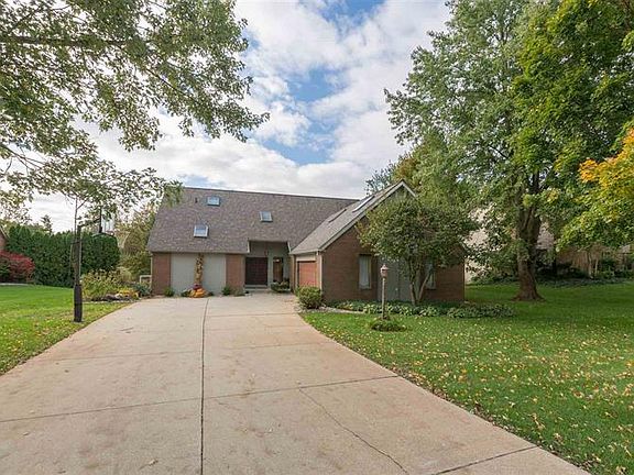 2nd image of 22642 Remington Ct