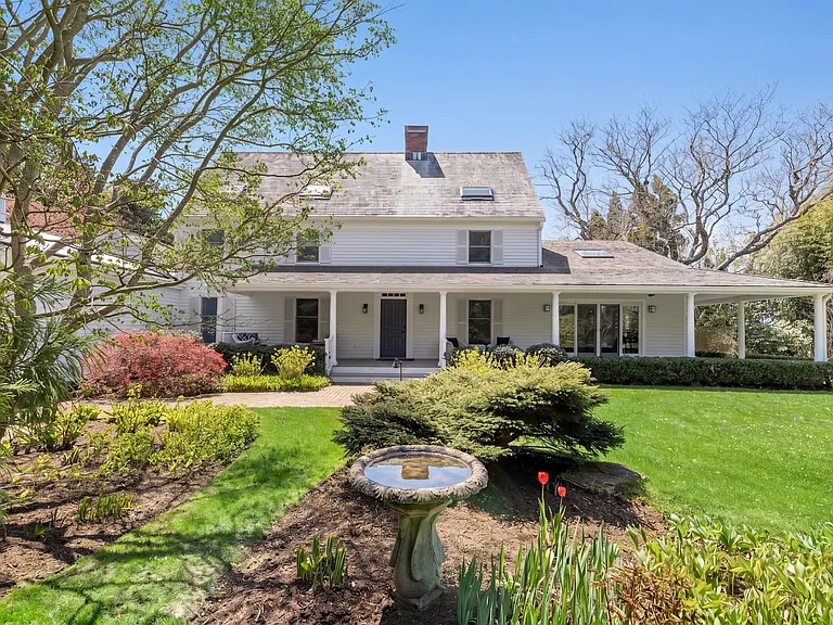 1 Sally Ct — Photo 1