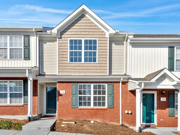 1743 Red Jacket Dr, Antioch, TN 37013