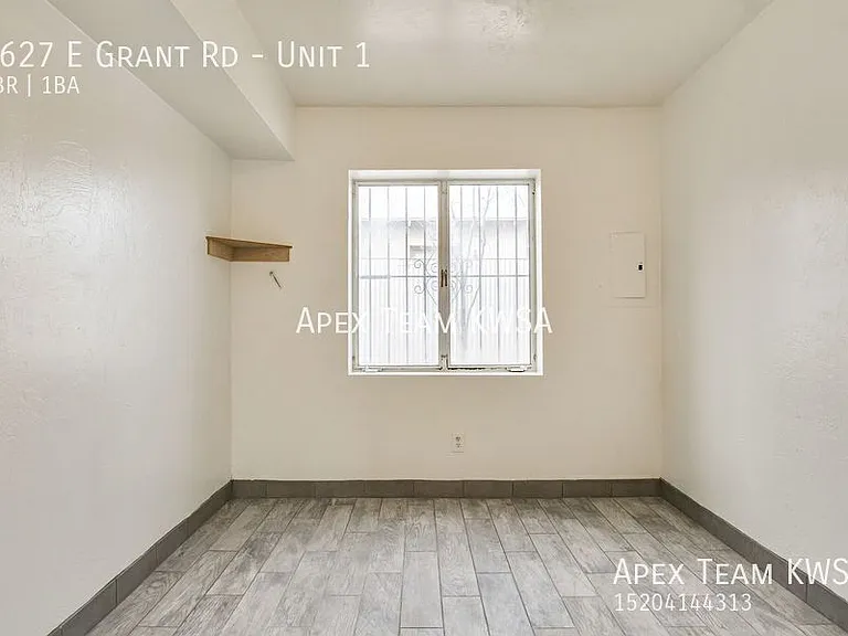 2627 E Grant Rd #1 — Photo 14
