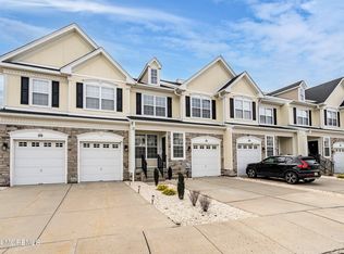 41 Brookfield Dr, Jackson, NJ 08527