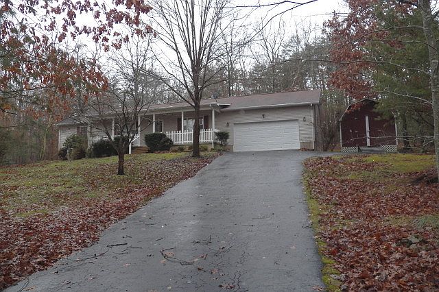 2nd image of 395 Robin Hood Dr