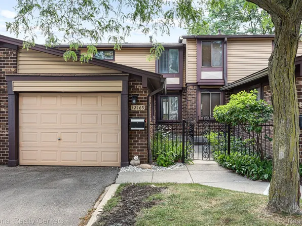 32169 W Twelve Mile Rd #32E, Farmington, MI 48334