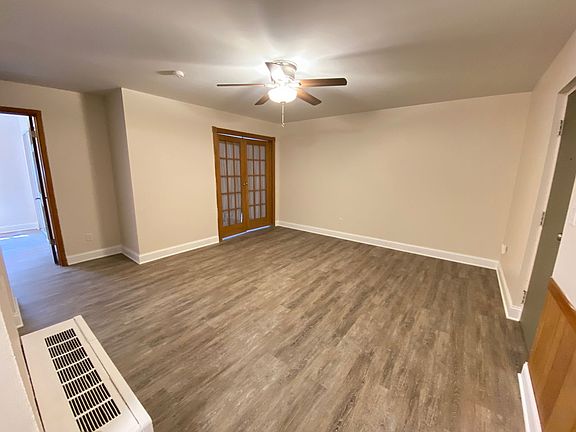 3rd image of 34 Chittenden Ave APT 15