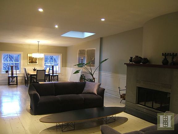 3rd image of 126 Pierrepont St #3