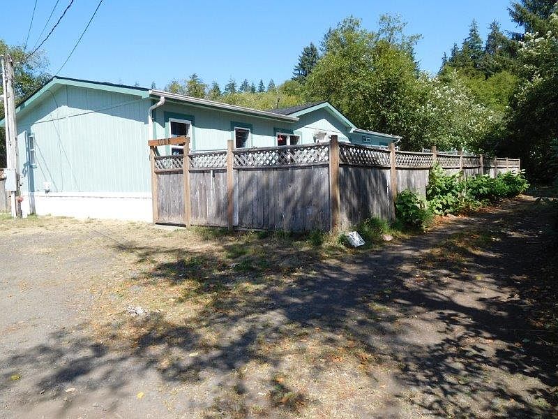 1st image of 1006 Broadway Ave