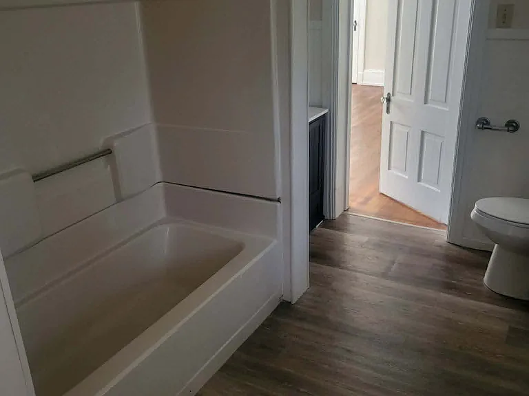 405 Jonestown Rd #4 — Photo 7