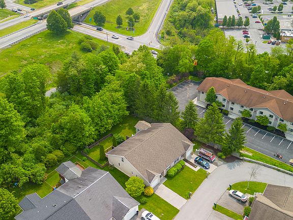 3rd image of 174 Village Dr