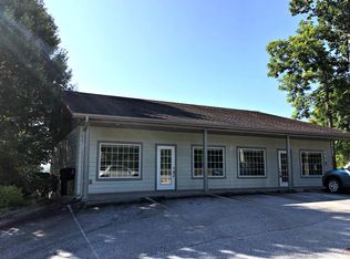 9 Edgewood Ave, Franklin, NC 28734