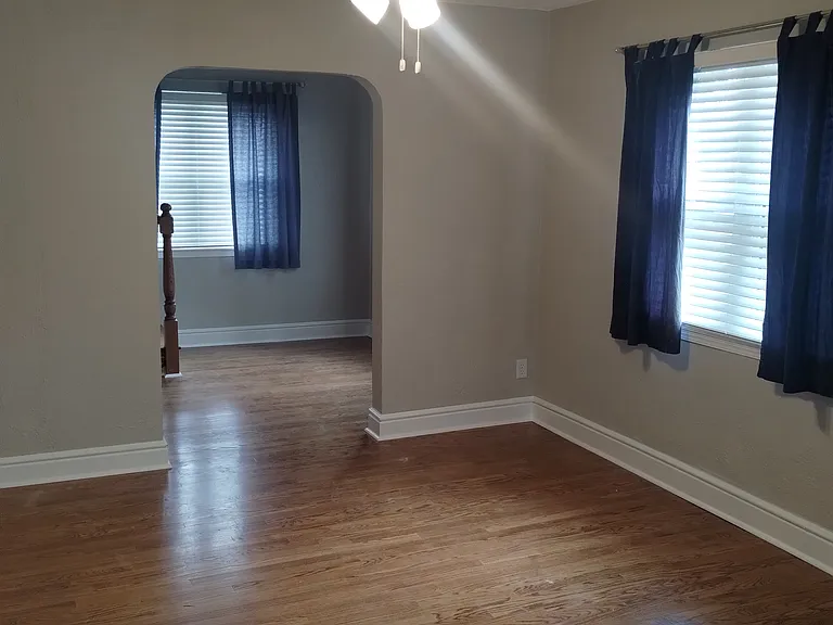 6205 Bixby Ave — Photo 3