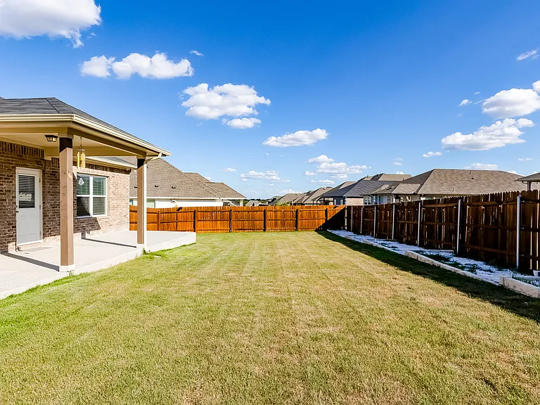 6601 Avila Way — Photo 36