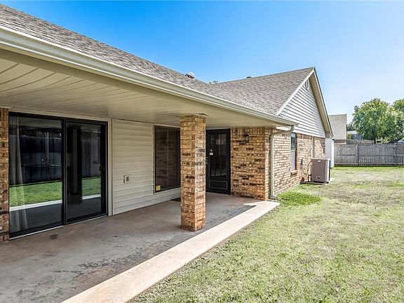 2nd image of 6006 Gaelic Glen Dr