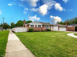 13609 Walter Ct, Warren, MI 48088