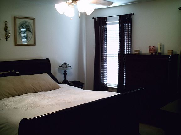 5th image of 4218 Stanmoor Dr