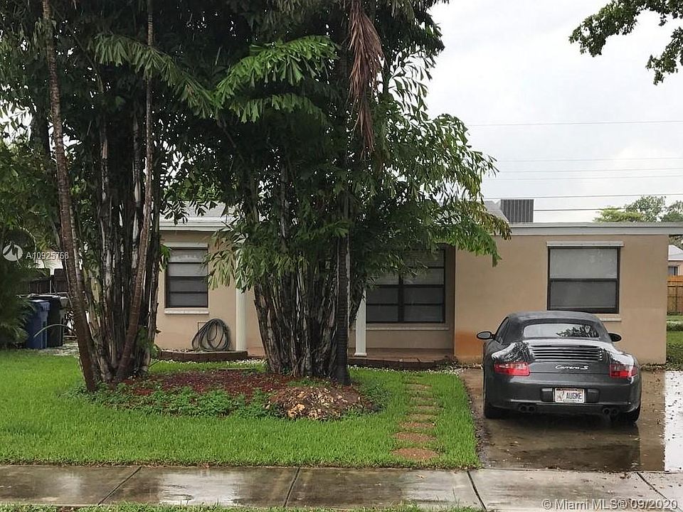 1st image of 5301 NE 1st Ave