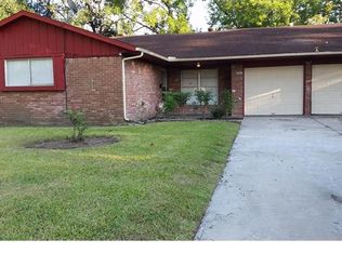 4427 Trafalgar Dr, Houston, TX 77045