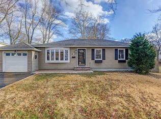 23 Buckingham Dr, Madison, NJ 07940