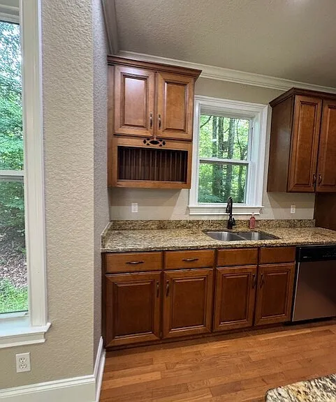 207 Lakeview Ct — Photo 7