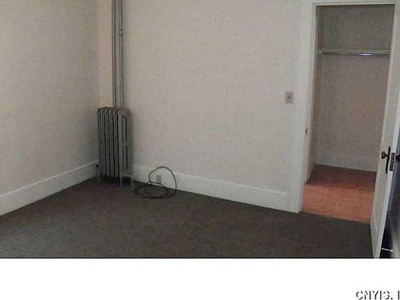 5th image of 729 Helen St #31