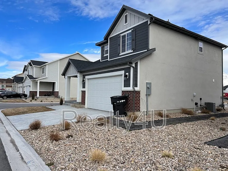 1415 N 3500 W — Photo 19