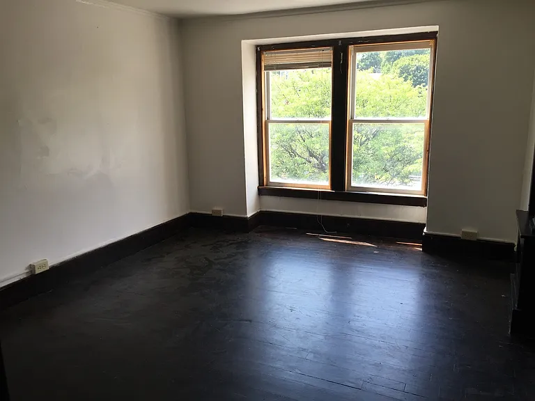 120 Main St. — Photo 3