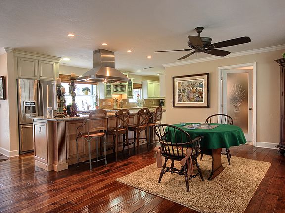 5th image of 5920 Evergreen Ln