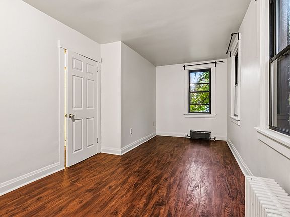 5th image of 4331 Ludwick St