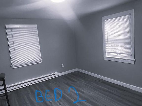 3rd image of 59 Elliott St