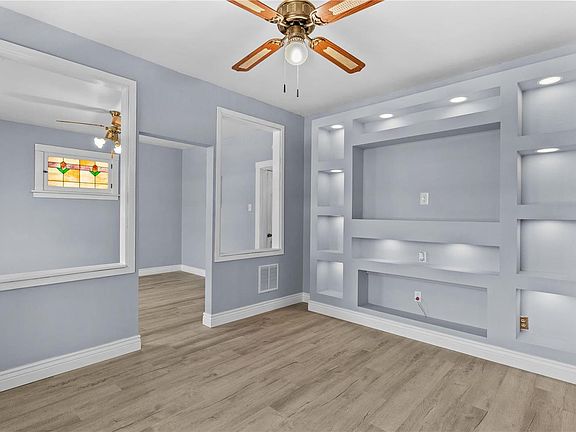 4th image of 5027 Leona St