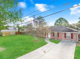 7613 E Saint Bernard Hwy, Violet, LA 70092