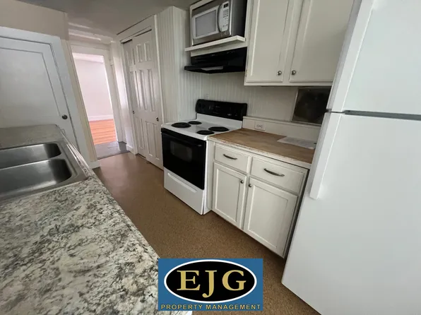 39 Colony Ct #39, Keene, NH 03431