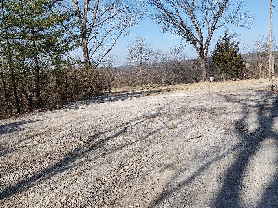2nd image of 4237 Lenoxburg Foster Rd