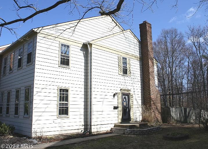 2nd image of 2113 Laurance Ct