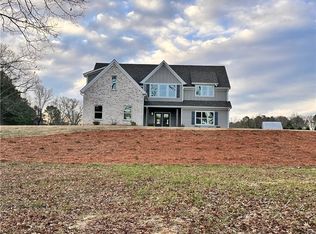 102 S Red Oak Ln, Carrollton, GA 30116
