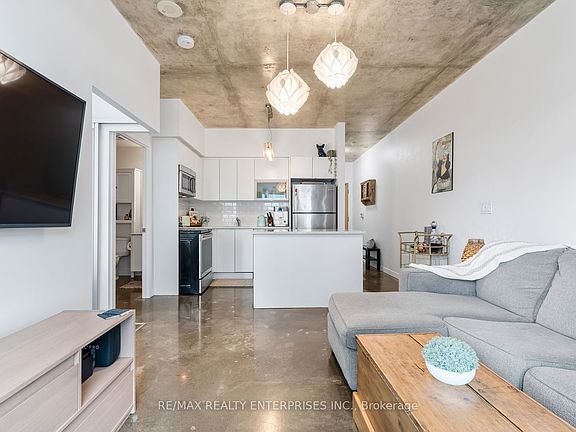 2nd image of 55 E Liberty St #1712