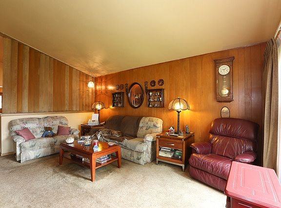 3rd image of 14244 Kimbark Ave