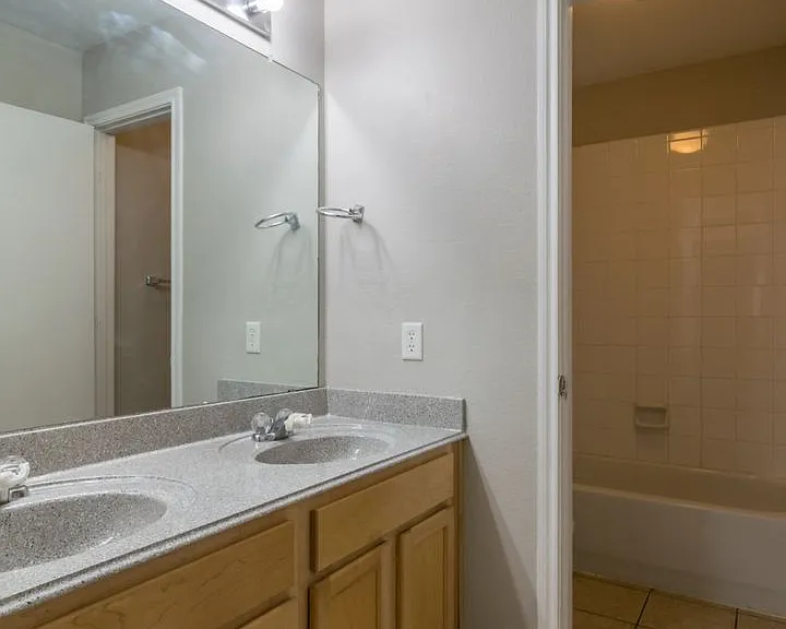 8512 Prairie Wind Trl — Photo 23