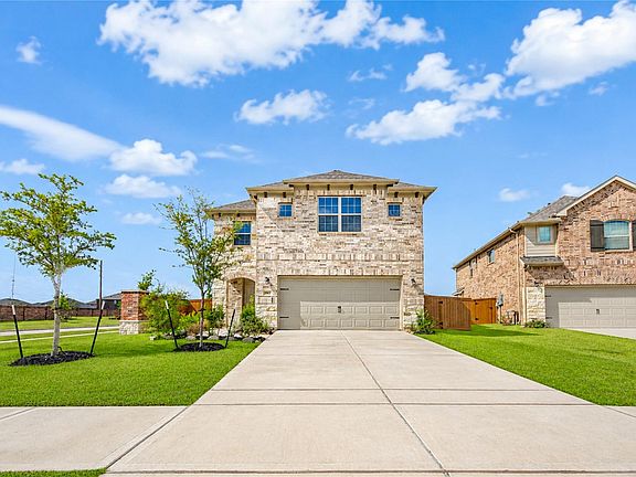 4th image of 27103 Bel Air Point Ln