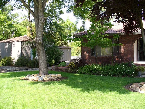 front of house and garage