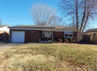 242 Hungerford Ave, Haysville, KS 67060