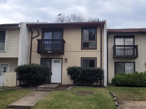 260 N Cottage Rd, Sterling, VA 20164