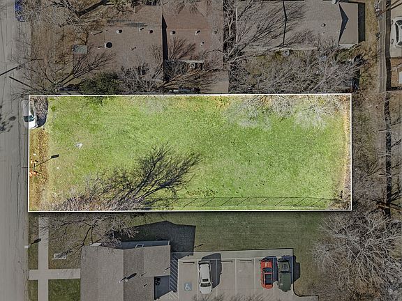 3rd image of 6734 Pecan St