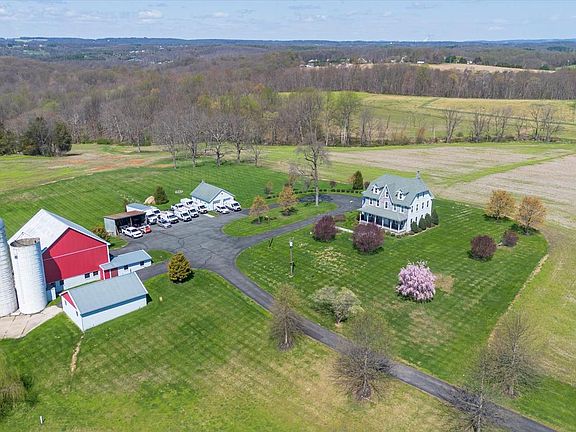 4th image of 1700 Castleton Rd