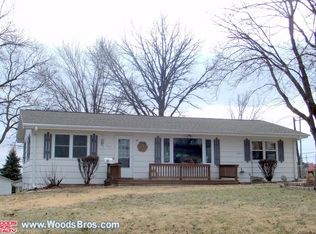209 Nichols St, Pickrell, NE 68422