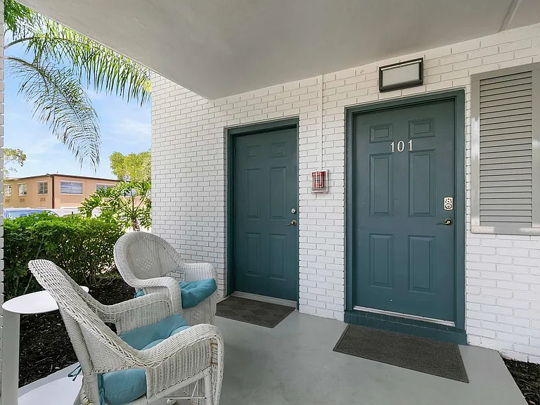 800 S Golf Dr #ID1579808P — Photo 19