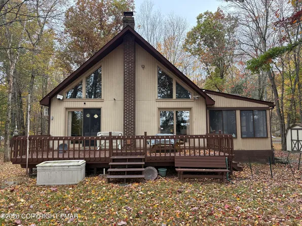 3360 Frontier Rd, East Stroudsburg, PA 18302