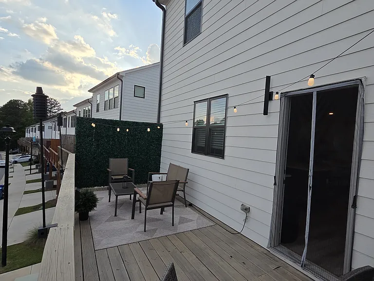 Harrison Dr — Photo 15